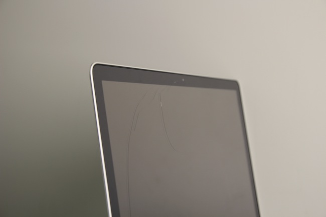 MacFix - Замена стекла матрицы ноутбука MacBook Pro (не Retina ...